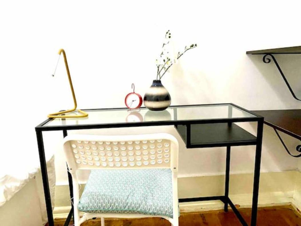 Romantic Chiado 7 -Private Small Single Room With No Outside Window Lizbona Zewnętrze zdjęcie